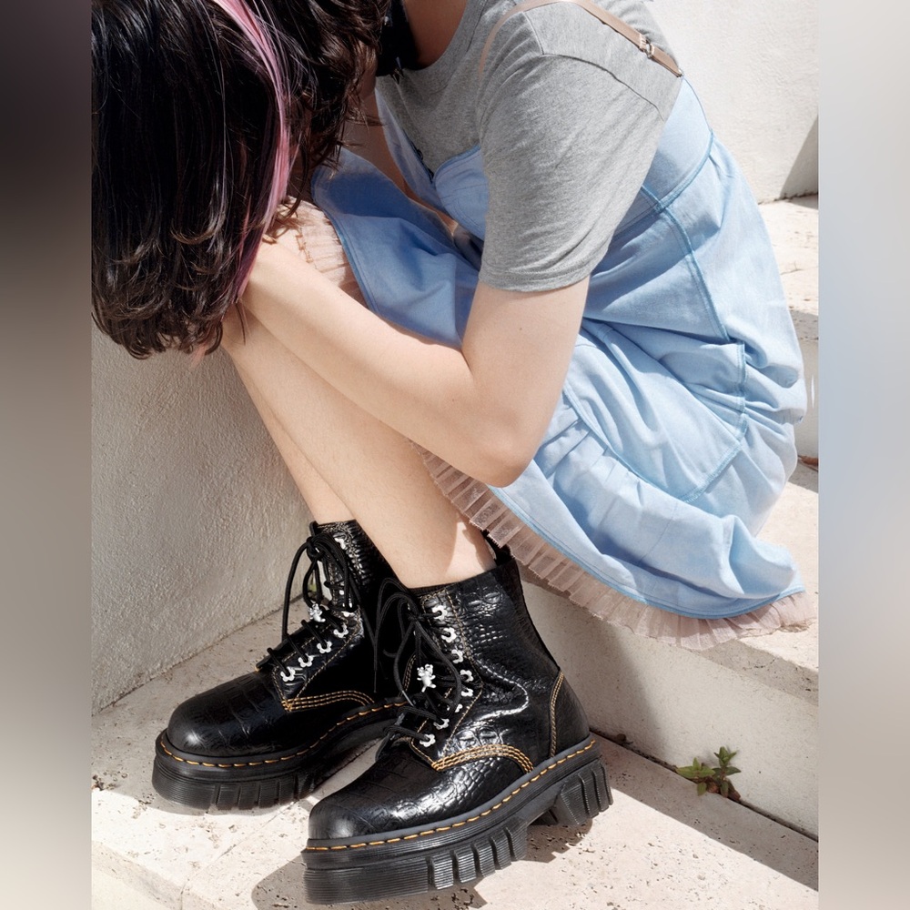 Dr. Martens x Marc Jacobs - audrick Black Croc-Texture Combat Boots Jadon style
